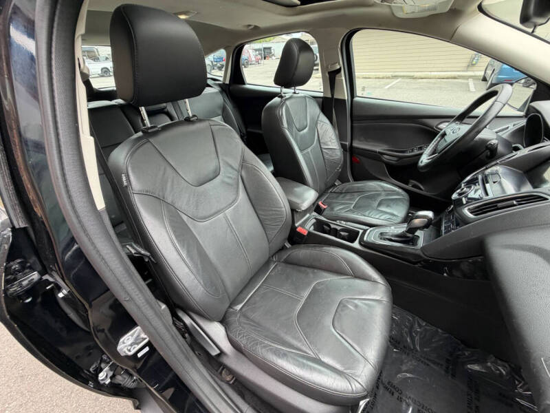 2016 Ford Focus Titanium