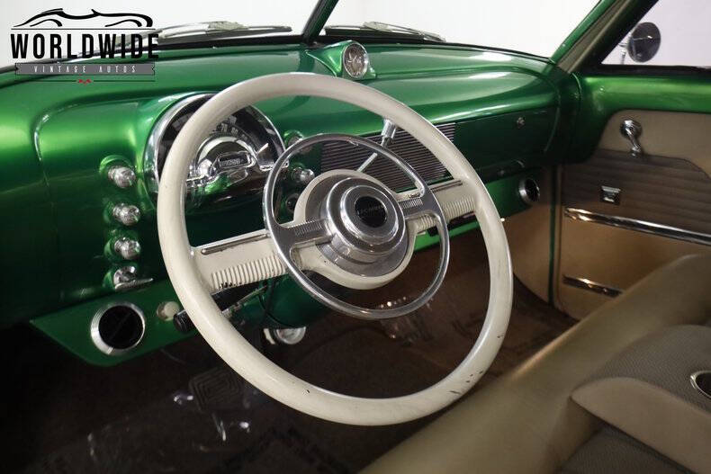 1948 Oldsmobile Custom 48