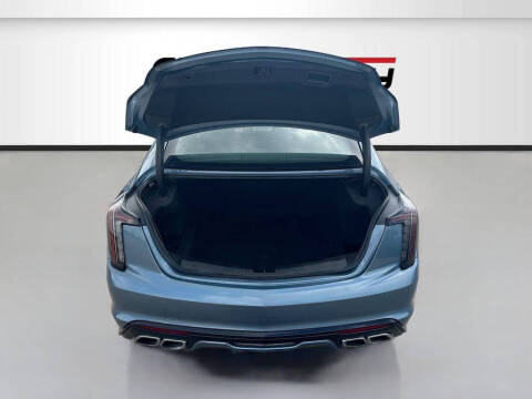 2024 Cadillac CT5-V