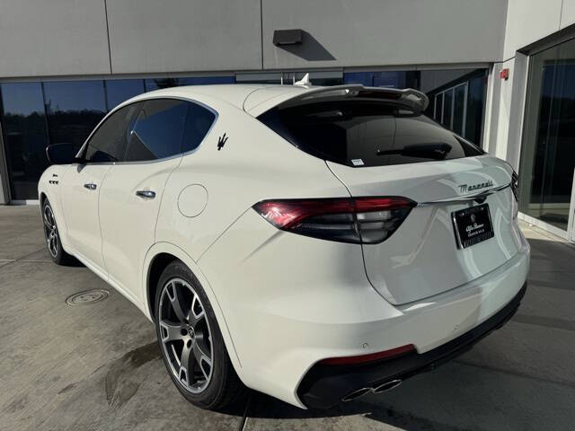 2022 Maserati Levante Modena