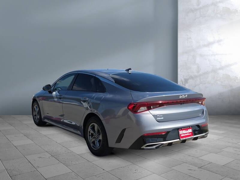 2022 Kia K5