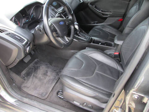 2017 Ford Focus Titanium