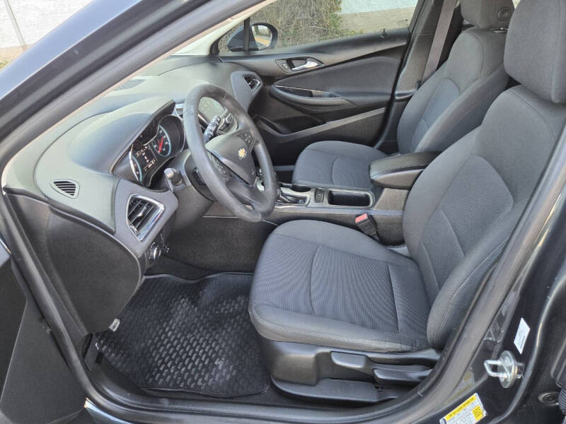 2017 Chevrolet Cruze LT Auto