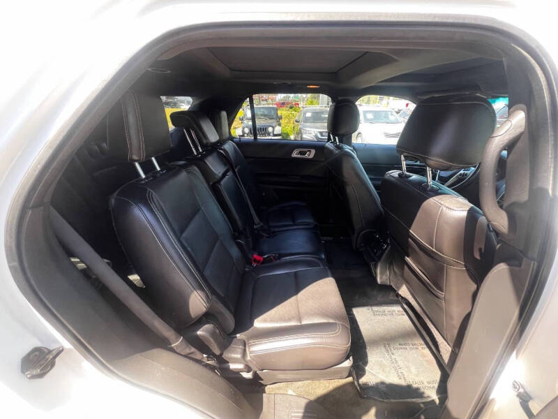 2014 Ford Explorer Sport