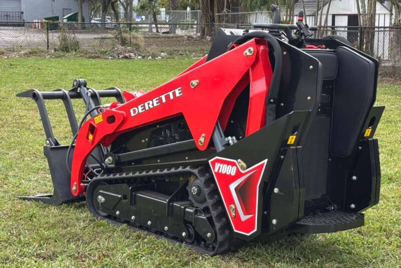 2025 Derette V1000