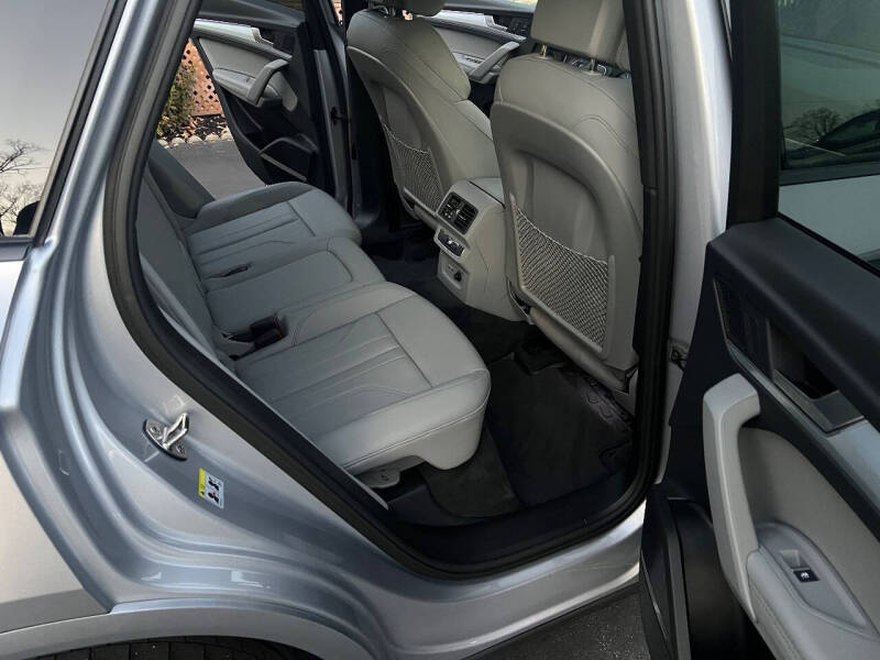 2025 Audi Q5 quattro S line Prem Plus 45 TFSI