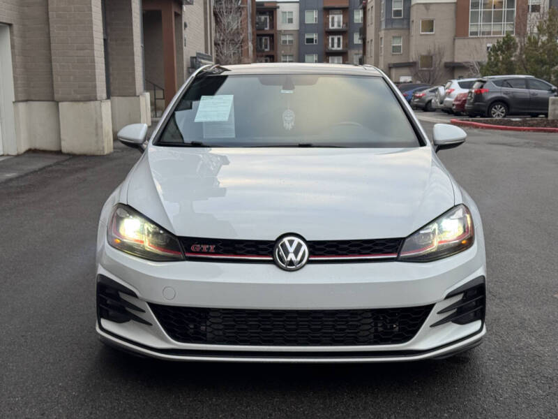 2019 Volkswagen Golf GTI