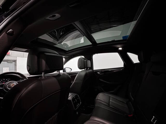 2020 Porsche Macan S