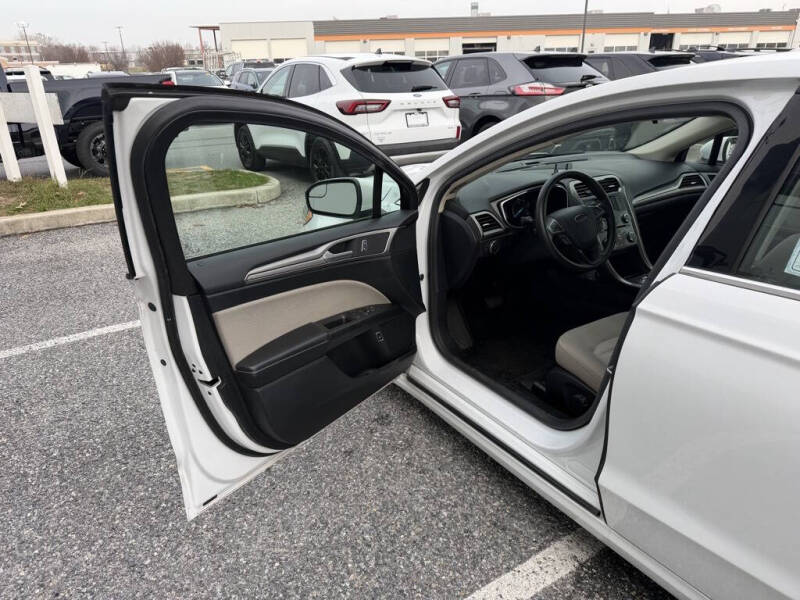 2018 Ford Fusion Hybrid S