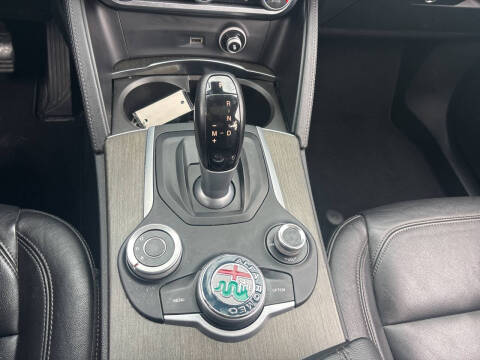 2018 Alfa Romeo Stelvio Ti