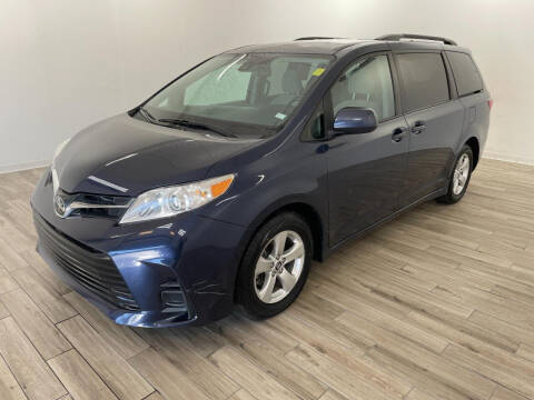 2020 Toyota Sienna for sale at Travers Autoplex Thomas Chudy in Saint Peters MO