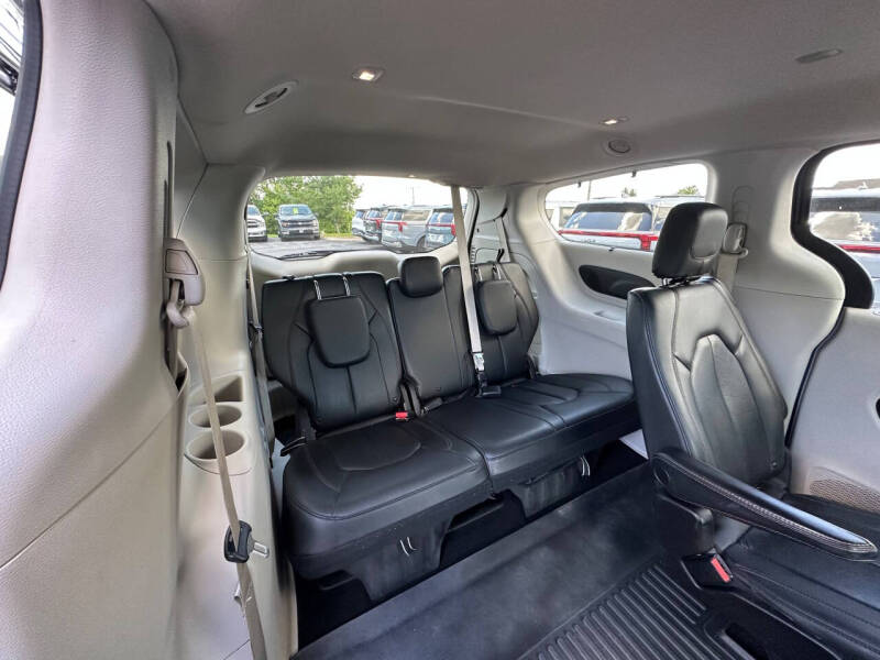 2020 Chrysler Pacifica Touring L Plus