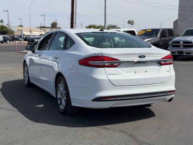 2017 Ford Fusion SE