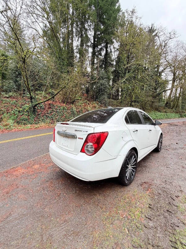 2015 Chevrolet Sonic LTZ Auto