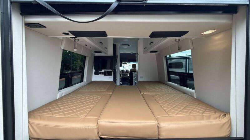 2024 Mercedes-Benz Sprinter