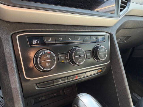 2021 Volkswagen Atlas Cross Sport V6 SE R-Line