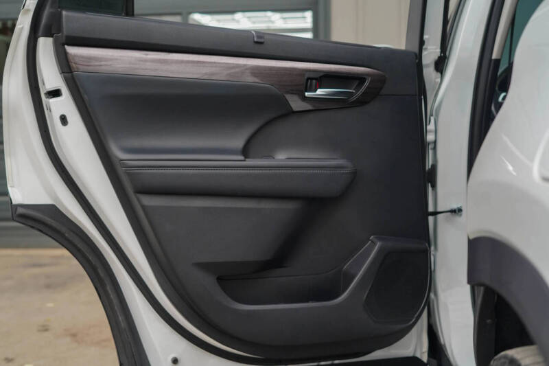 2022 Toyota Highlander Limited