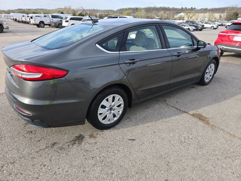 2019 Ford Fusion S