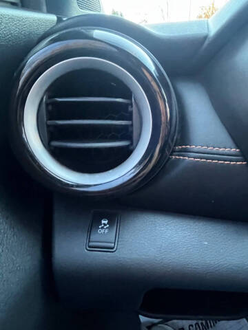 2018 Nissan Kicks SR