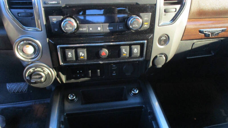 2018 Nissan Titan Platinum Reserve