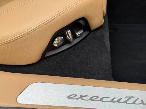 2018 Porsche Panamera 4 Executive