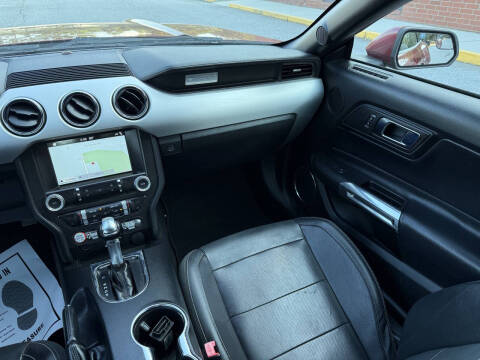 2017 Ford Mustang EcoBoost Premium