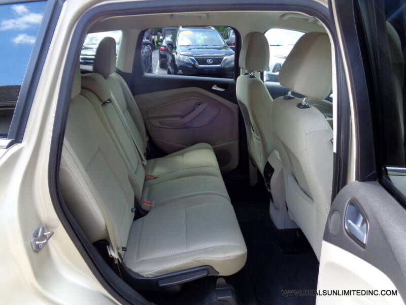 2017 Ford Escape SE