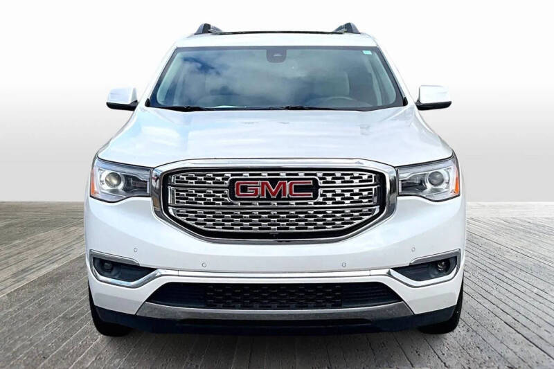 2017 GMC Acadia Denali