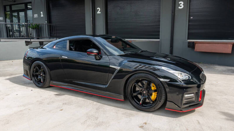 2017 Nissan GT-R NISMO