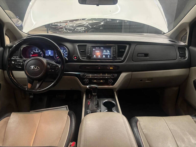 2021 Kia Sedona