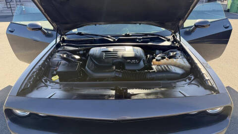 2016 Dodge Challenger SXT