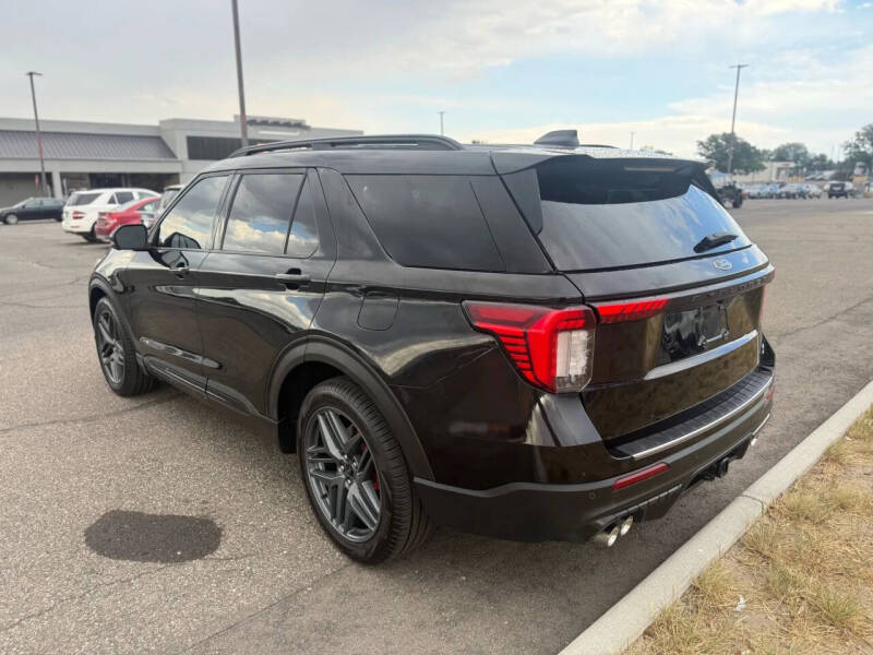 2025 Ford Explorer ST