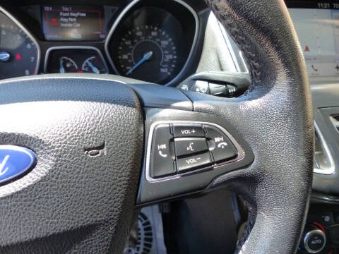2017 Ford Focus Titanium