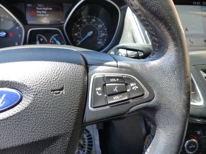 2017 Ford Focus Titanium