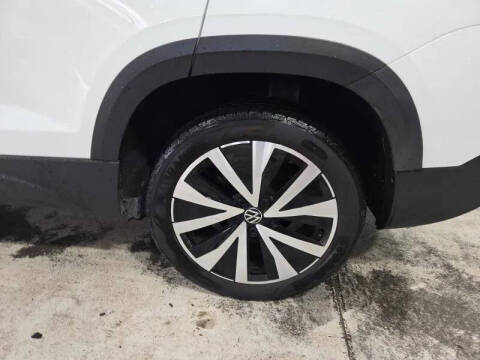 2022 Volkswagen Taos SE