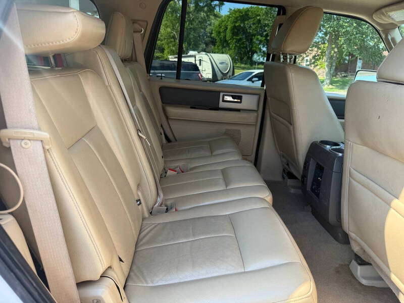 2011 Ford Expedition XLT