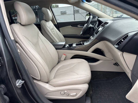 2017 Lincoln MKX Reserve