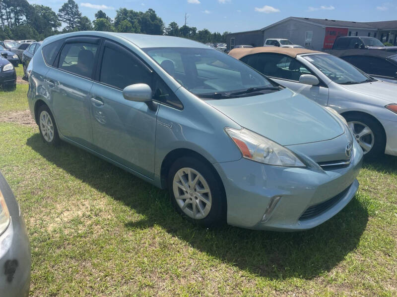 2013 Toyota Prius v Five