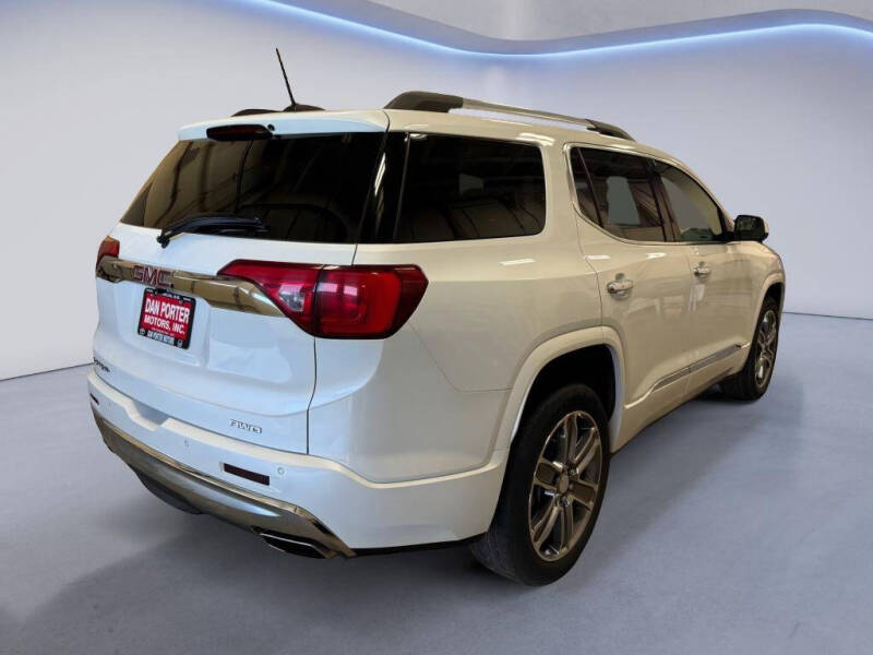 2019 GMC Acadia Denali