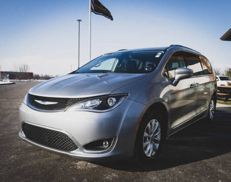 2019 Chrysler Pacifica Touring L