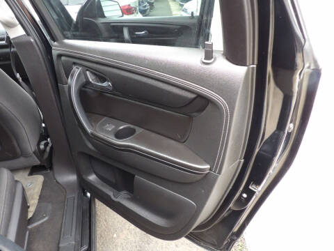 2016 GMC Acadia SLE-2