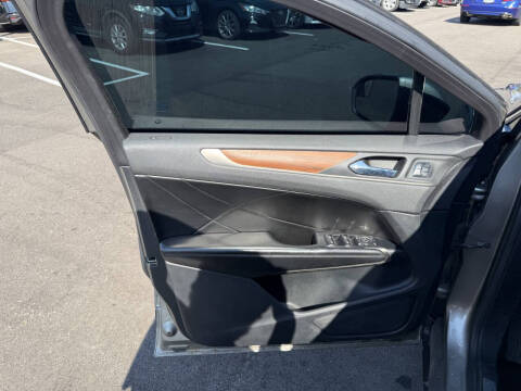 2017 Lincoln MKC Select