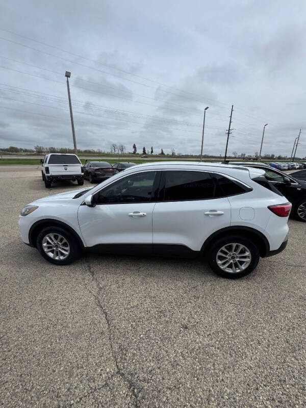 2020 Ford Escape SE