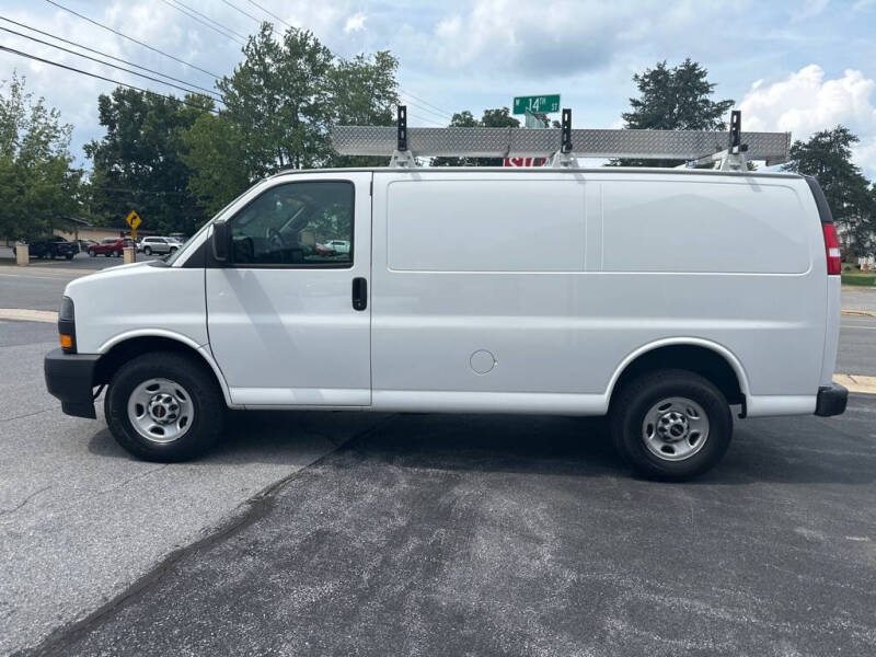 2021 GMC Savana 2500