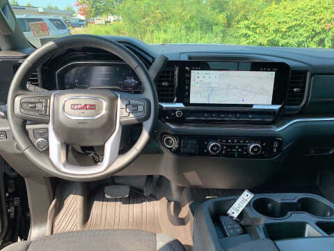 2025 GMC Sierra 1500 Elevation Standard