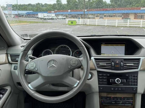 2011 Mercedes-Benz E-Class E 350 BlueTEC Luxury