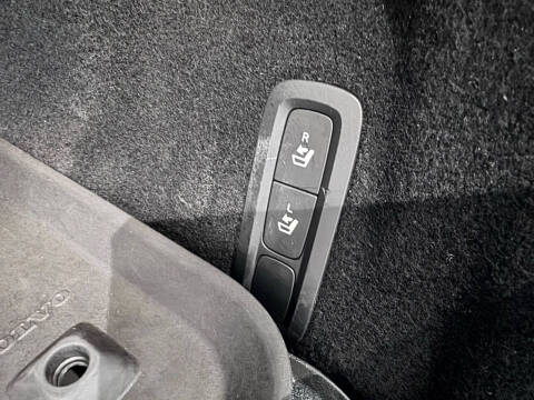 2019 Volvo XC60 T5 R-Design