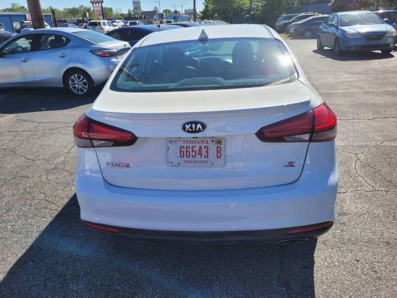2017 Kia Forte S