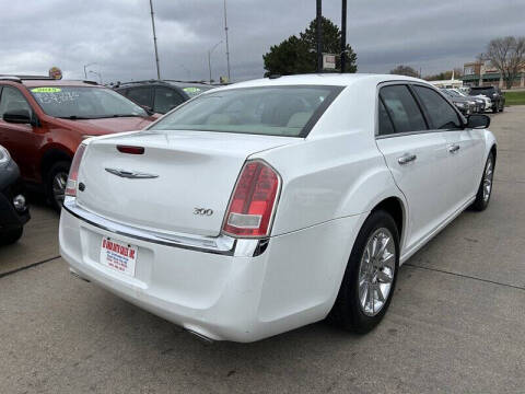 2011 Chrysler 300 Limited