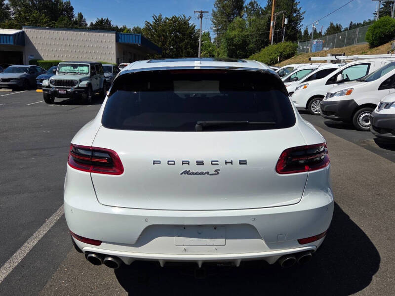 2016 Porsche Macan S